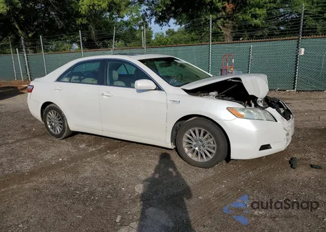 2007 Toyota Camry Hybrid z USA, uszkodzony, nr VIN 4T1BB46K67U025356